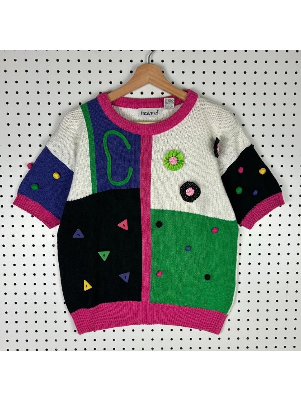 That's Me Short Sleeve 90s Sweater Women's Medium Pink White Floral 3D Grandma